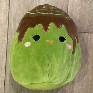 Squishmallows Malta Matcha Cinnamon Roll